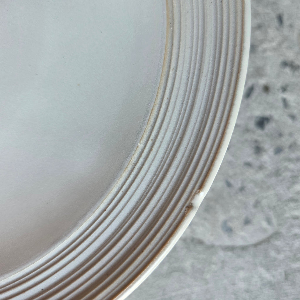 9" Frame Plates — Hospitality Overstock Set of 20 (Meringue - Raw Frame)