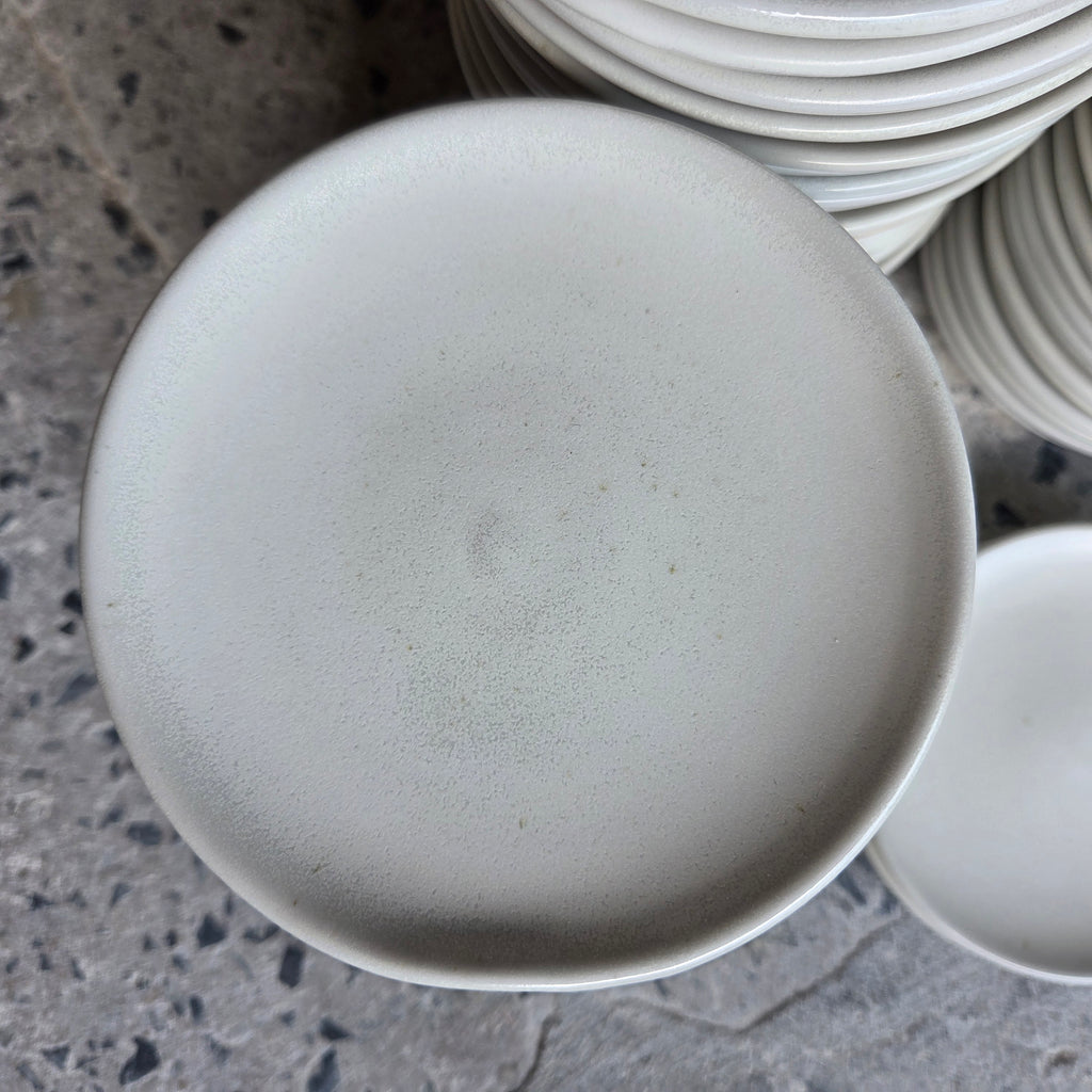 5.5" Table Plate — Hospitality Overstock Set of 67 (Meringue)