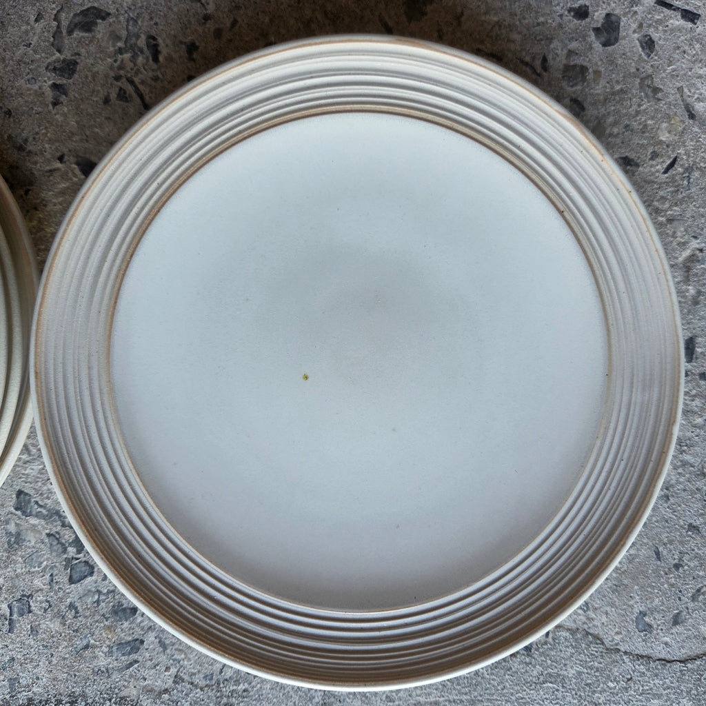 9" Frame Plates — Hospitality Overstock Set of 20 (Meringue - Raw Frame)