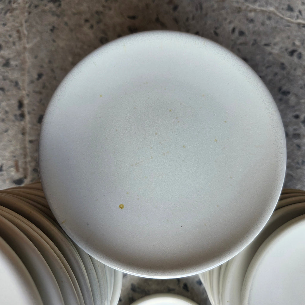 5.5" Table Plate — Hospitality Overstock Set of 67 (Meringue)